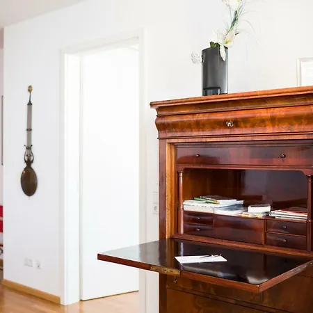 Freiburg-desing-apartment 1 アパート